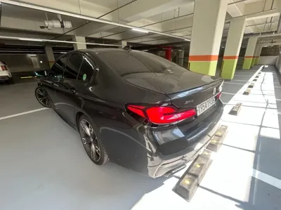 BMW 5-Series 2022, 45858 км, за 38110.77 USD - фото 6