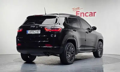 Jeep Compass 2022, 45845 км, за 15526.92 USD