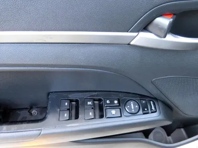 Hyundai Avante 2018, 260319 км, за 4561.08 USD - фото 12