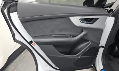 Audi Q8 2023, 7135 км, за 57765.53 USD - фото 25