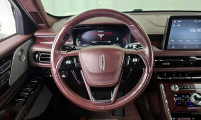 Lincoln Aviator 2020, 46471 км, за 28410.96 USD - фото 13