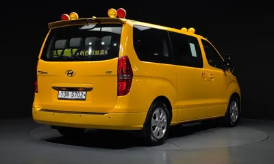 Hyundai Starex 2019, 124008 км, за 8255.86 USD