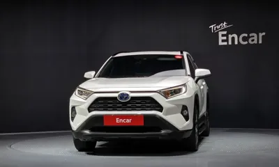 Toyota RAV4 2021, 106163 км, за 21136.93 USD