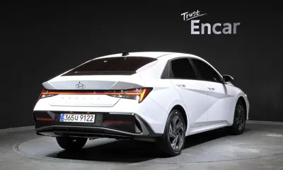 Hyundai Avante 2026, 7576 км, за 16604.8 USD