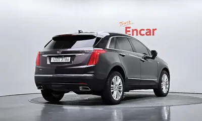 Cadillac XT5 2018, 81114 км, за 11684.39 USD