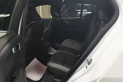 Volvo XC40 2024, 19200 км, за 20361 USD - фото 20