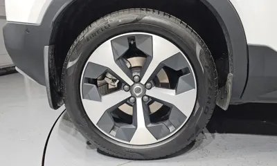 Volvo XC40 2025, 15222 км, за 27627.89 USD