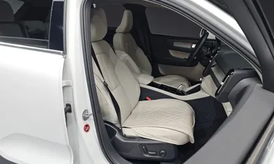Volvo XC40 2025, 15222 км, за 27627.89 USD - фото 26