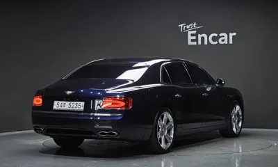 Bentley Flying Spur 2018, 58481 км, за 49340.16 USD - фото 2