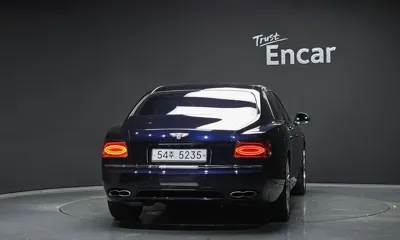 Bentley Flying Spur 2018, 58481 км, за 49340.16 USD - фото 4