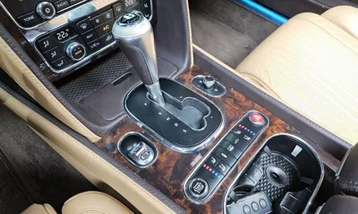 Bentley Flying Spur 2018, 58481 км, за 49340.16 USD - фото 9