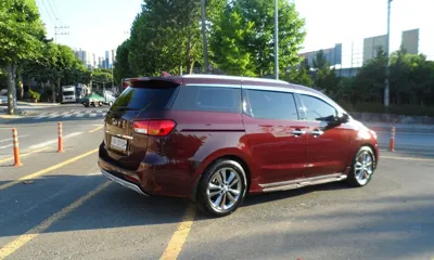 Kia Canival 2017, 108762 км, за 7089.41 USD