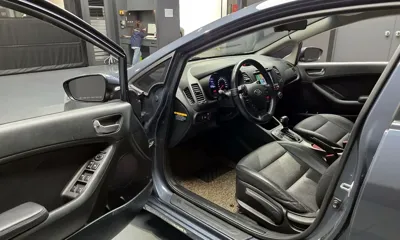 Kia K3 2015, 128091 км, за 3576.16 USD - фото 10