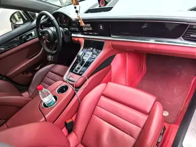 Porsche Panamera 2024, 22000 км, за 109326.9 USD