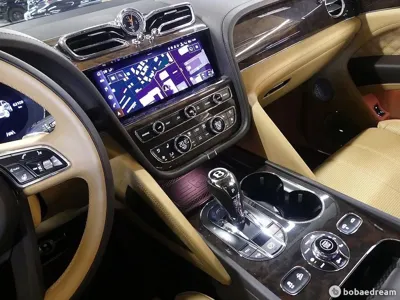 Bentley Bentayga 2022, 62000 км, за 118566.84 USD - фото 9