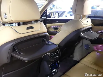 Bentley Bentayga 2022, 62000 км, за 118566.84 USD - фото 20