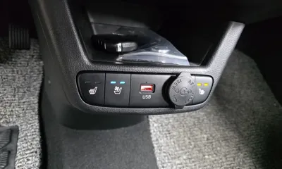 Kia Ray 2024, 16408 км, за 11384.35 USD - фото 29