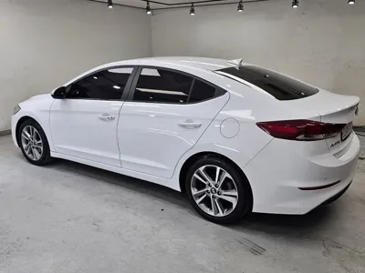 Hyundai Avante 2018, 93652 км, за 7149.83 USD - фото 6