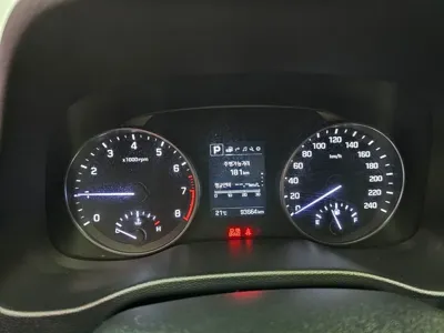 Hyundai Avante 2018, 93652 км, за 7149.83 USD - фото 9