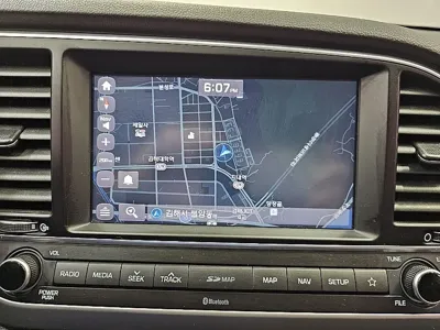 Hyundai Avante 2018, 93652 км, за 7149.83 USD - фото 10