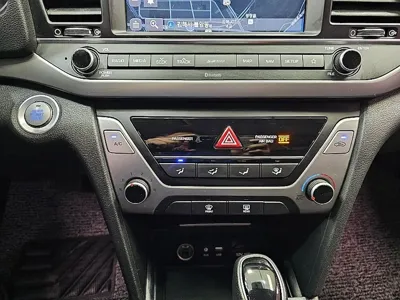 Hyundai Avante 2018, 93652 км, за 7149.83 USD - фото 12