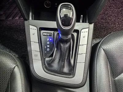 Hyundai Avante 2018, 93652 км, за 7149.83 USD - фото 13