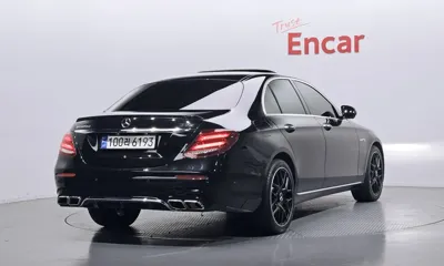 Mercedes-Benz E-Class 2019, 114530 км, за 18434.09 USD