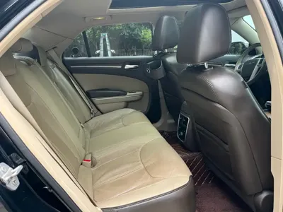 Chrysler 300C 2015, 200000 км, за 4384.85 USD - фото 12
