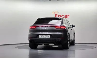 Porsche Cayenne 2020, 99428 км, за 45914.33 USD