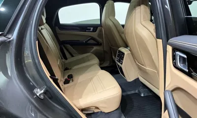 Porsche Cayenne 2020, 99428 км, за 45914.33 USD - фото 12