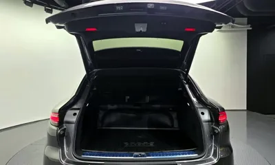 Porsche Cayenne 2020, 99428 км, за 45914.33 USD - фото 20