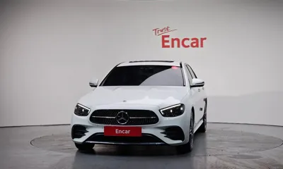 Mercedes-Benz E-Class 2023, 29441 км, за 25761.57 USD
