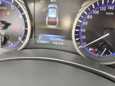 Infiniti Q50L 2015, 145200 км, за 5621.68 USD