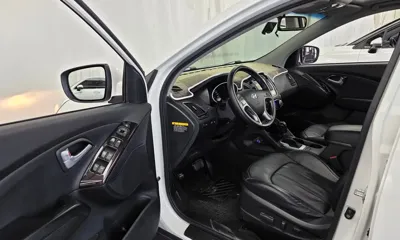 Hyundai Tucson 2015, 107212 км, за 5856.68 USD - фото 10