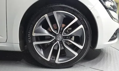 Renault-KoreaSamsung SM6 2016, 68315 км, за 6058.64 USD