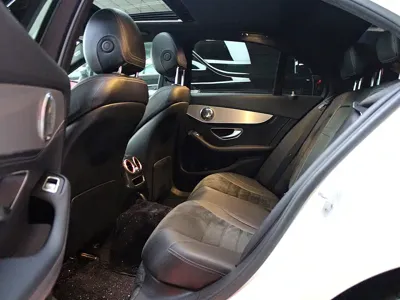 Mercedes-Benz C-Class 2019, 78000 км, за 13654.83 USD - фото 8