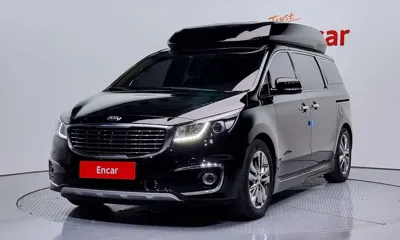 Kia Canival · 2018 год