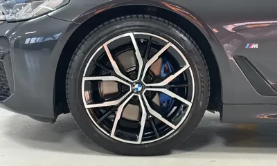 BMW 5-Series 2023, 56630 км, за 25107.36 USD