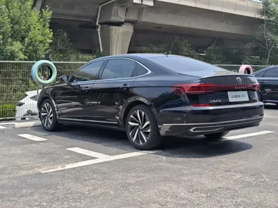 Volkswagen Passat 2021, 177000 км, за 11121.87 USD - фото 9