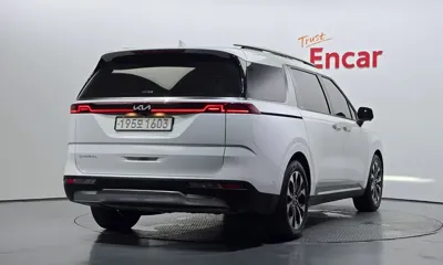 Kia Canival 2023, 25479 км, за 24894.89 USD