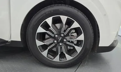 Kia Canival 2023, 25479 км, за 24894.89 USD