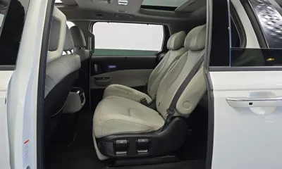 Kia Canival 2023, 25479 км, за 24894.89 USD - фото 12