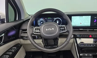 Kia Canival 2023, 25479 км, за 24894.89 USD - фото 13