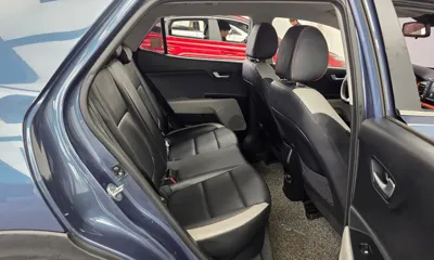 Kia Stonic 2019, 74849 км, за 6825.71 USD - фото 12