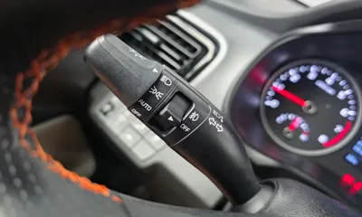 Kia Stonic 2019, 74849 км, за 6825.71 USD - фото 18