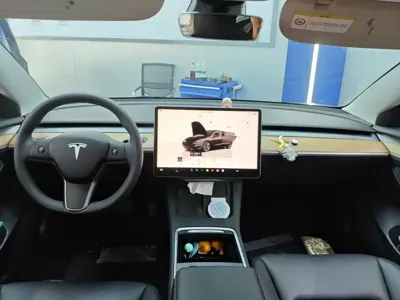 Tesla Model 3 2022, 70000 км, за 20129.1 USD