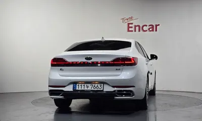 Kia K7 2021, 44720 км, за 16938.12 USD