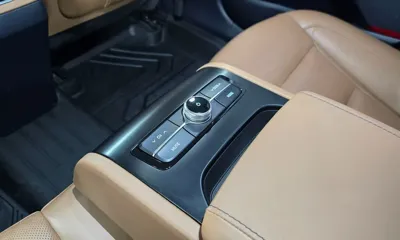 Hyundai Grandeur 2019, 73376 км, за 13784.95 USD - фото 19