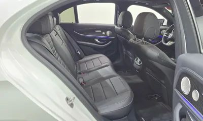 Mercedes-Benz E-Class 2023, 15740 км, за 31648.49 USD - фото 12