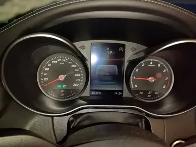 Mercedes-Benz C-Class 2015, 100399 км, за 10829.69 USD